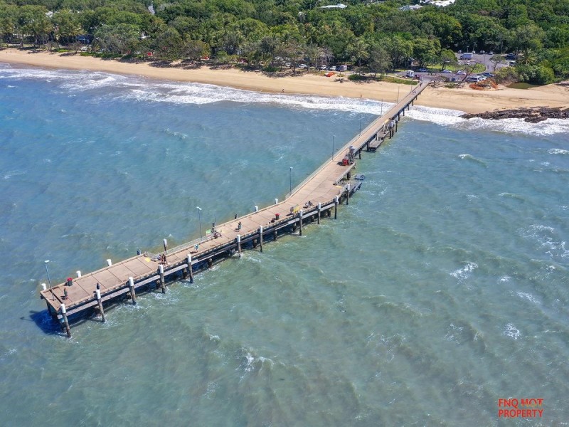 /6L Coral Coast Drive, Palm Cove QLD 4879