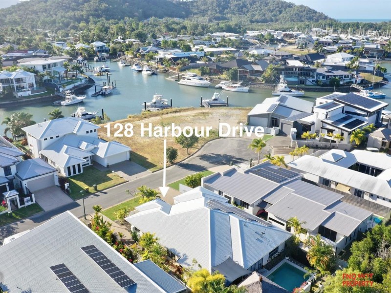 /128 Harbour Drive, Trinity Park QLD 4879