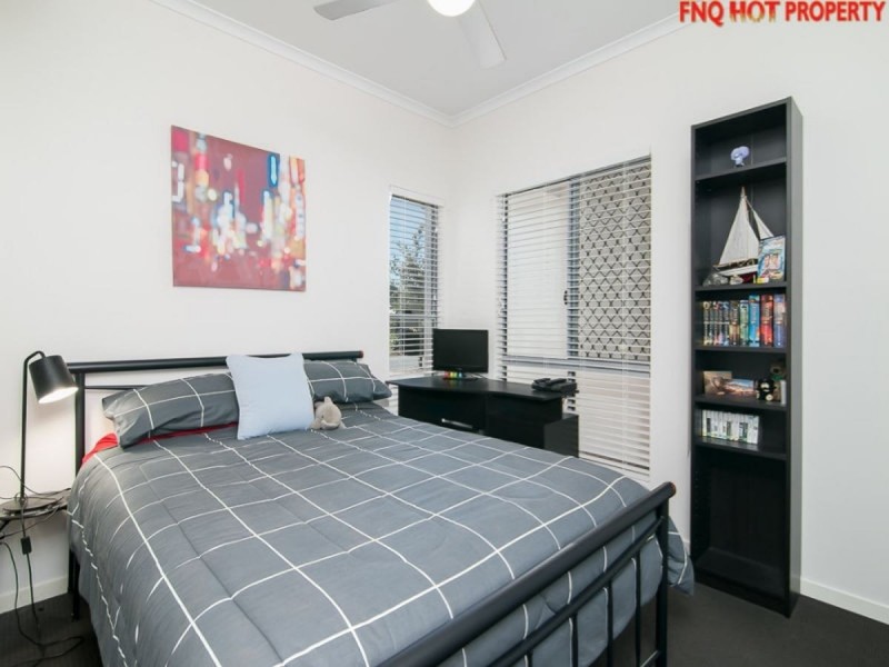 /128 Harbour Drive, Trinity Park QLD 4879
