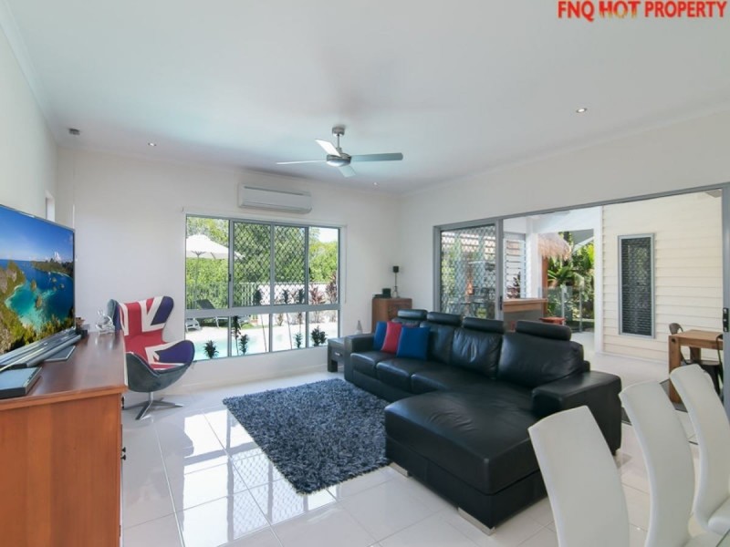 /128 Harbour Drive, Trinity Park QLD 4879
