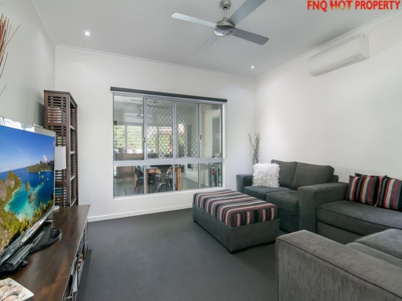 /128 Harbour Drive, Trinity Park QLD 4879