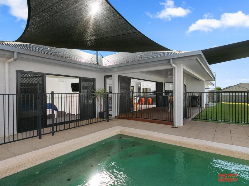 /64 Flagstone Terrace, Smithfield QLD 4878