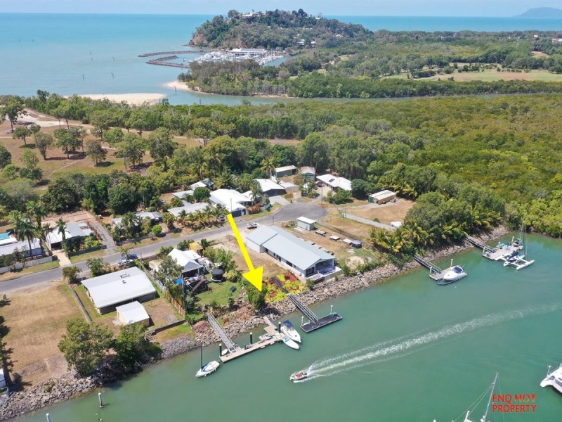 /7 Riverside Parade, Trinity Park QLD 4879