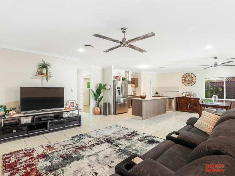 /94 Harbour Drive, Trinity Park QLD 4879