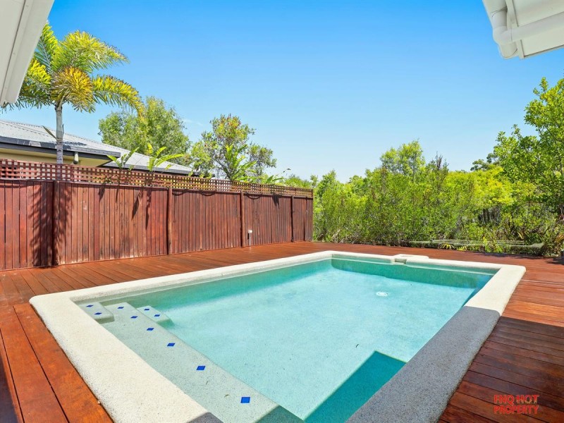 /94 Harbour Drive, Trinity Park QLD 4879