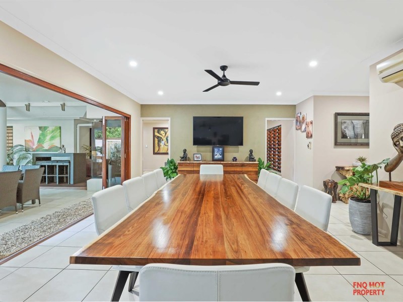 /2 Quest Court, Trinity Park QLD 4879