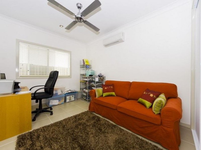 2/60 Harbour Drive, Trinity Park QLD 4879