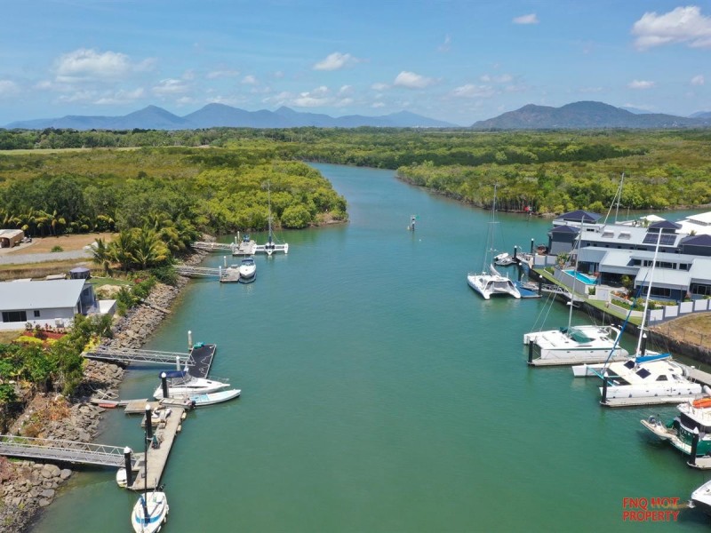 /8 Marina Quay, Trinity Park QLD 4879