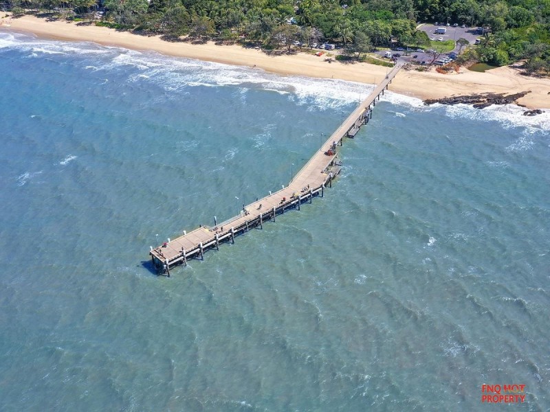 /63 Ocean Drive, Palm Cove QLD 4879