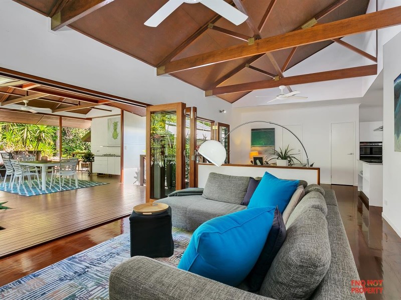 /66 Bangalow Lane, Palm Cove QLD 4879