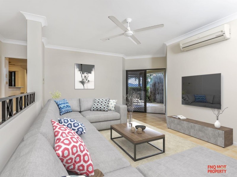 /4 Crows Nest Terrace, Trinity Beach QLD 4879
