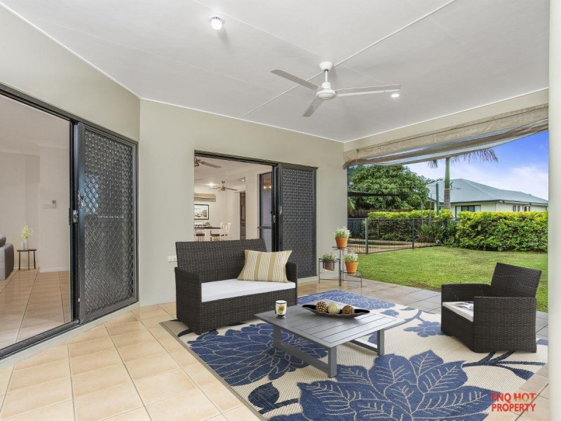 /4 Crows Nest Terrace, Trinity Beach QLD 4879