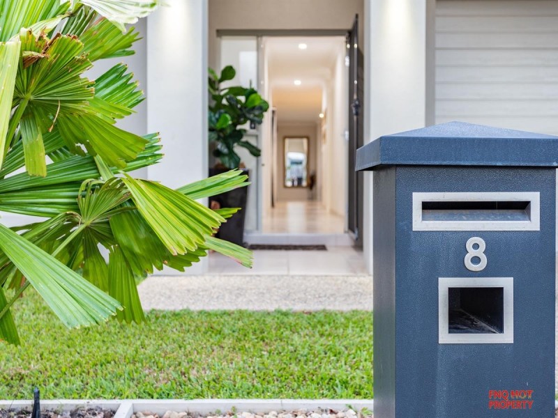 /8 Quarterdeck Street, Trinity Beach QLD 4879