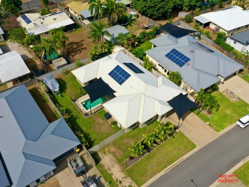 /8 Quarterdeck Street, Trinity Beach QLD 4879