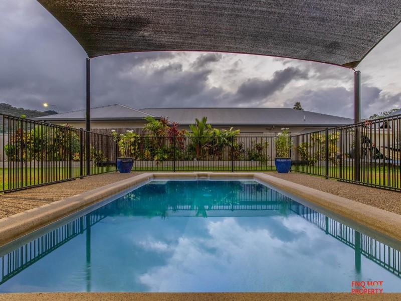 /8 Quarterdeck Street, Trinity Beach QLD 4879