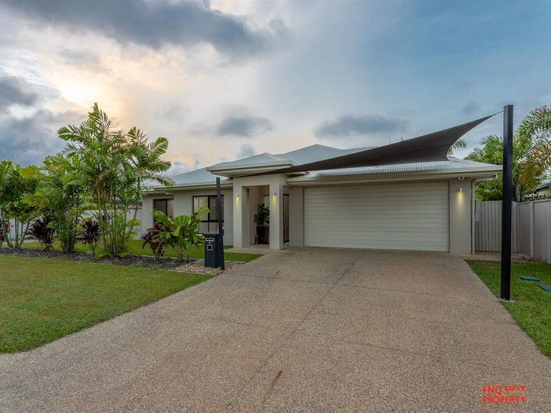 /8 Quarterdeck Street, Trinity Beach QLD 4879