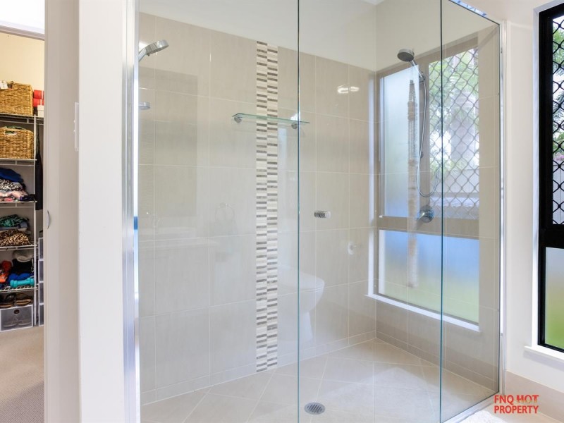 /8 Quarterdeck Street, Trinity Beach QLD 4879