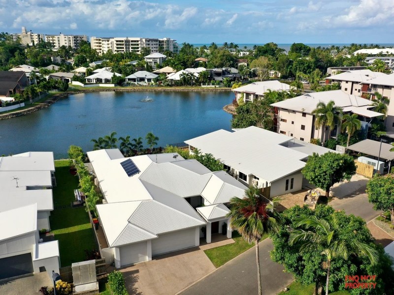 /12 Bluewater Lane, Trinity Beach QLD 4879