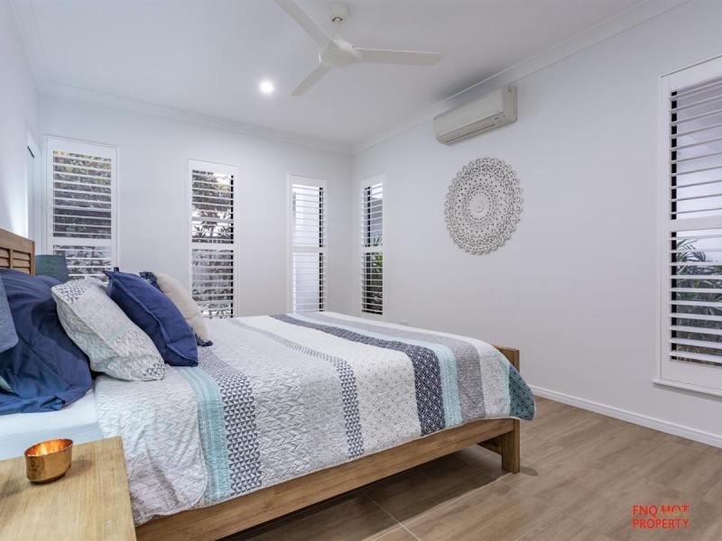 /12 Bluewater Lane, Trinity Beach QLD 4879