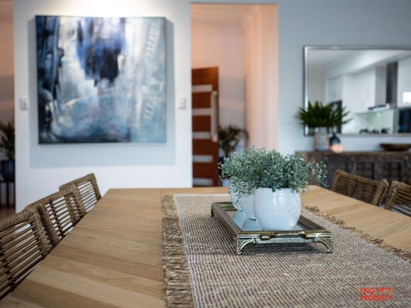 /12 Bluewater Lane, Trinity Beach QLD 4879