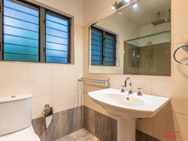 /15 Slalom Ridge, Barrine QLD 4872