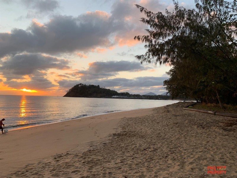 /2 Beachfront Avenue, Trinity Beach QLD 4879