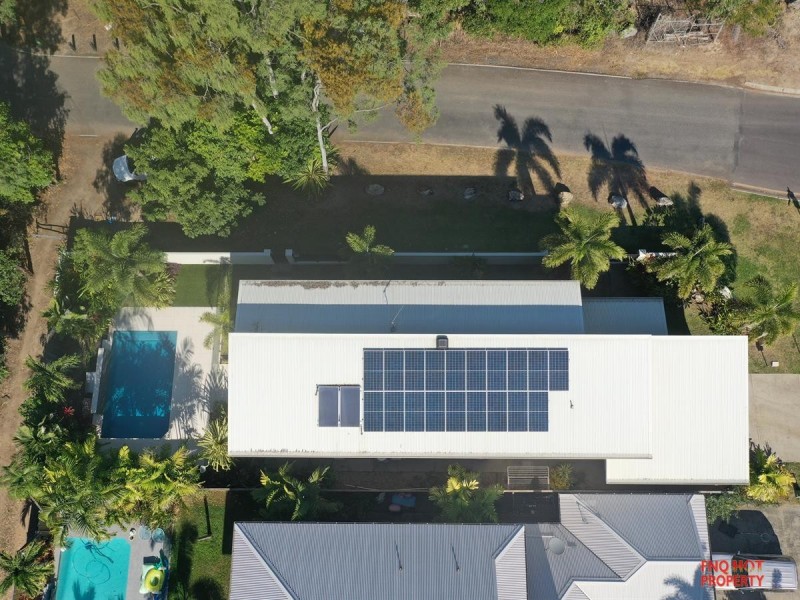 /2 Beachfront Avenue, Trinity Beach QLD 4879