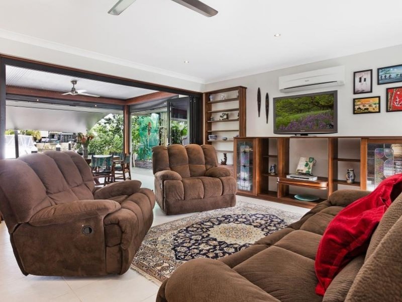 /1 8 Apollo Qy, Trinity Park QLD 4879