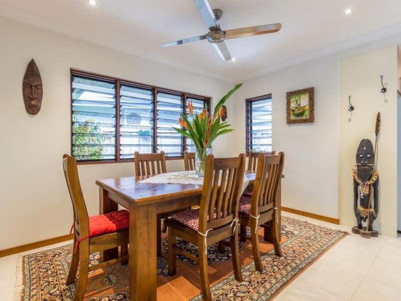 /1 8 Apollo Qy, Trinity Park QLD 4879