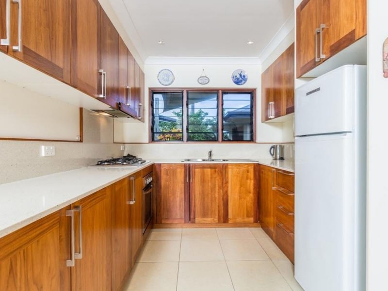 /1 8 Apollo Qy, Trinity Park QLD 4879