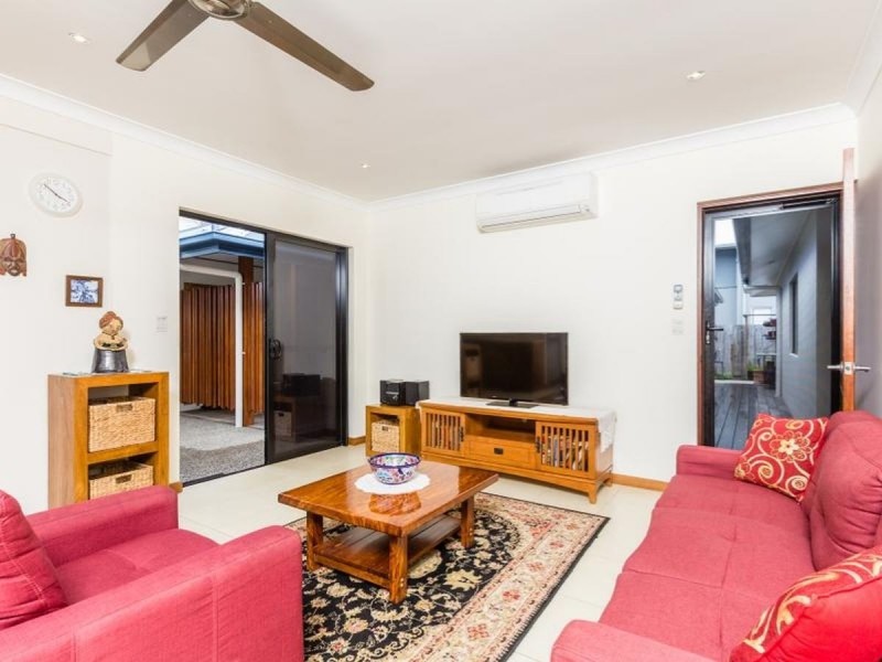 /1 8 Apollo Qy, Trinity Park QLD 4879