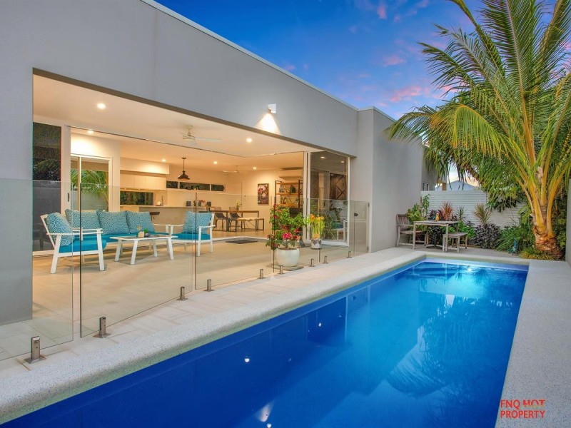 /2 Thornborough Circuit, Smithfield QLD 4878