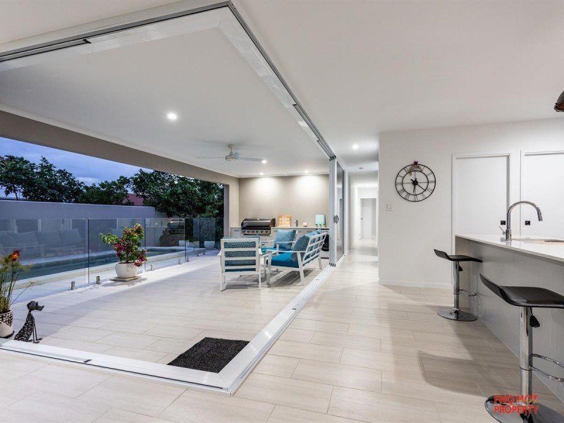 /2 Thornborough Circuit, Smithfield QLD 4878