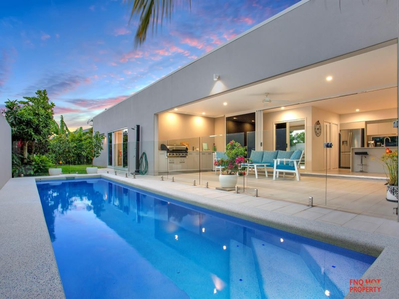 /2 Thornborough Circuit, Smithfield QLD 4878