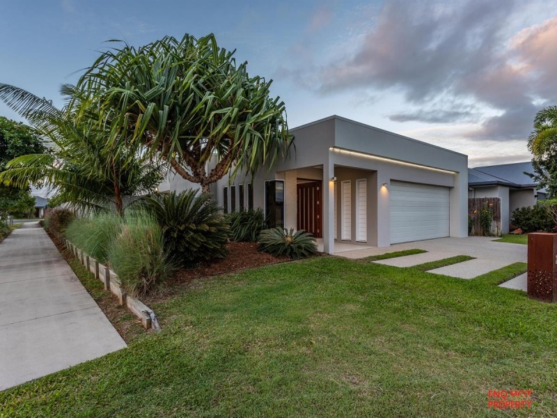/2 Thornborough Circuit, Smithfield QLD 4878