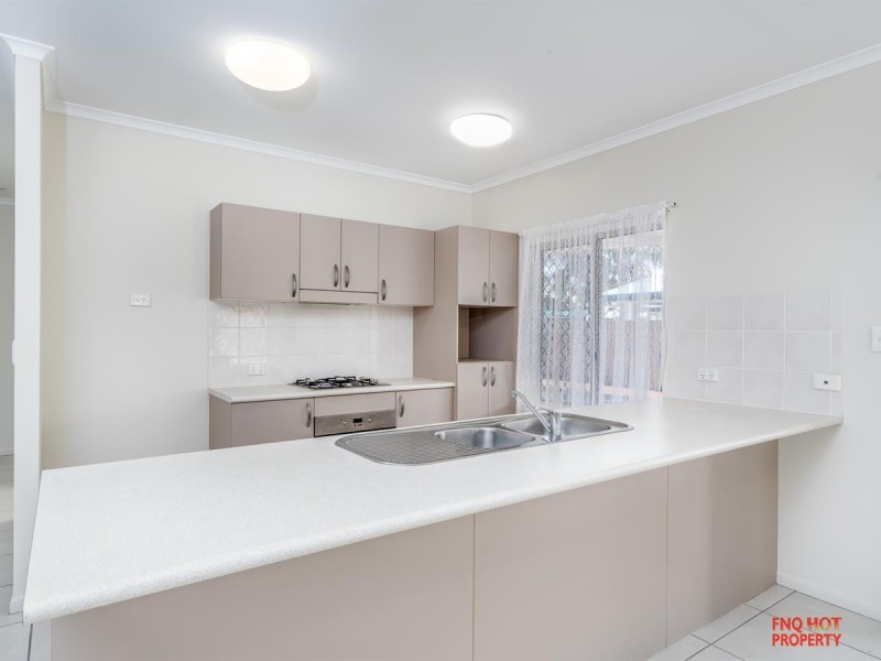 /22 Angor Road, Trinity Park QLD 4879