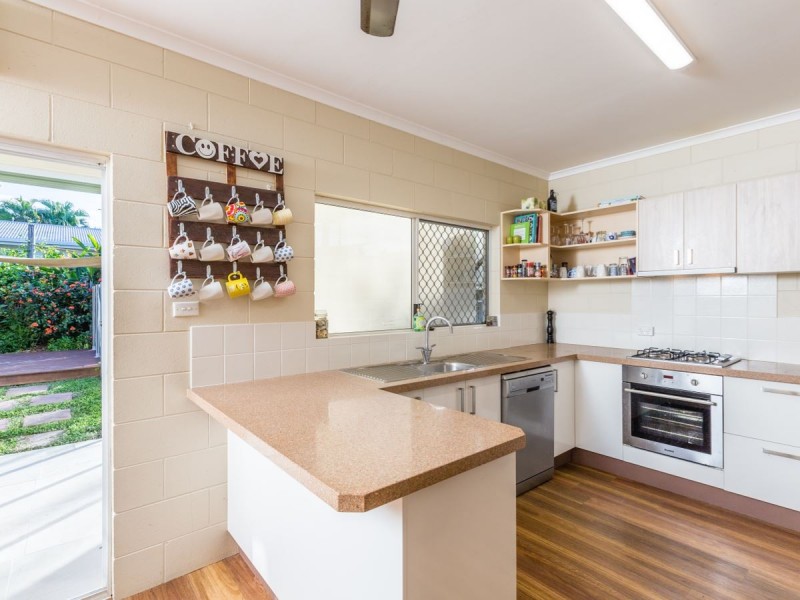 /11 Mahab Street, Kewarra Beach QLD 4879