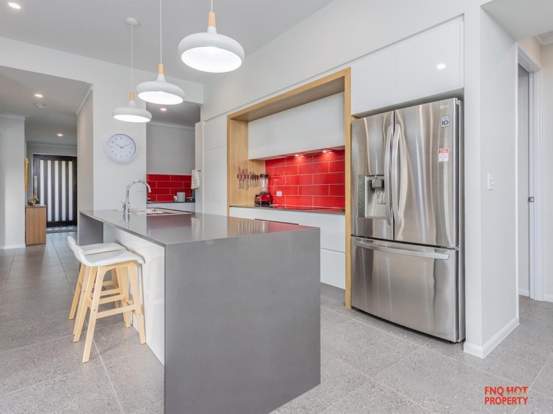 /3 Charleston Way, Smithfield QLD 4878