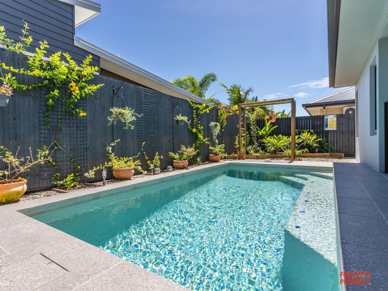 /3 Charleston Way, Smithfield QLD 4878