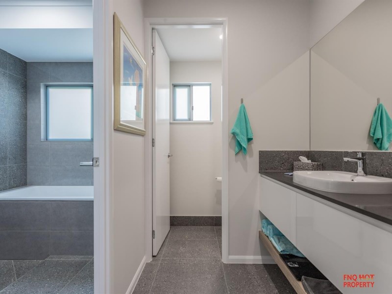 /3 Charleston Way, Smithfield QLD 4878