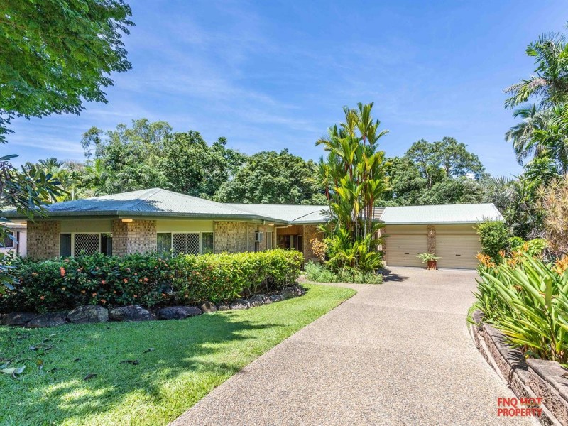 /17 Forum Close, Mooroobool QLD 4870
