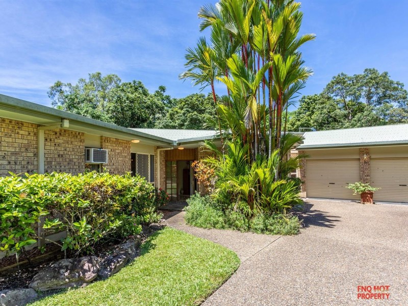 /17 Forum Close, Mooroobool QLD 4870