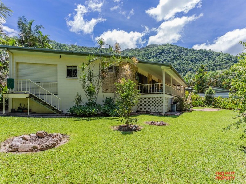 /17 Forum Close, Mooroobool QLD 4870