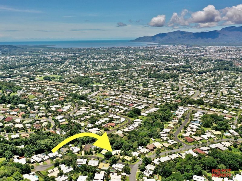 /17 Forum Close, Mooroobool QLD 4870