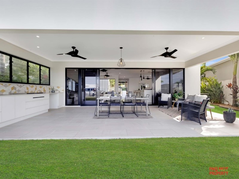 /81 Harbour Drive, Trinity Park QLD 4879