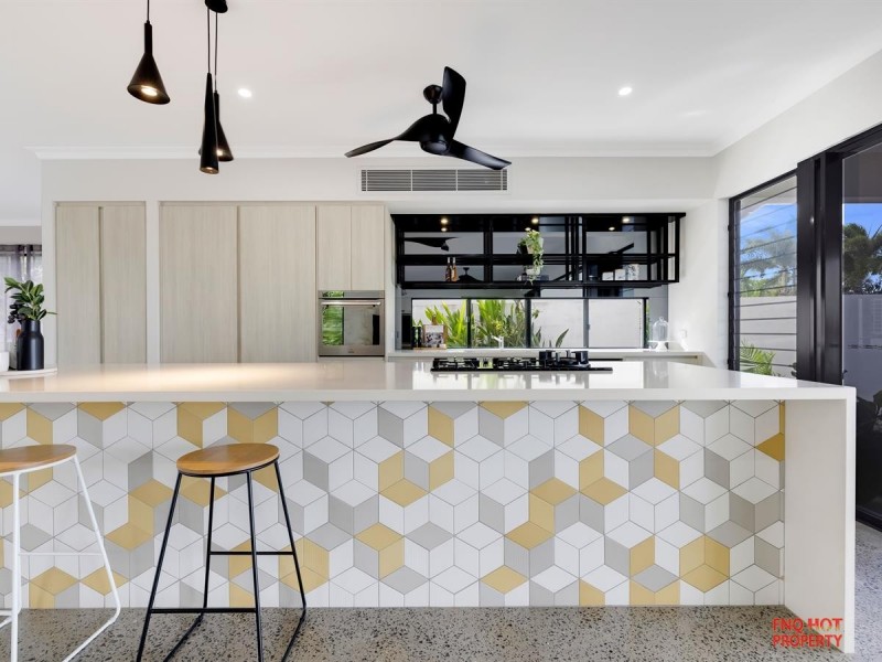 /81 Harbour Drive, Trinity Park QLD 4879