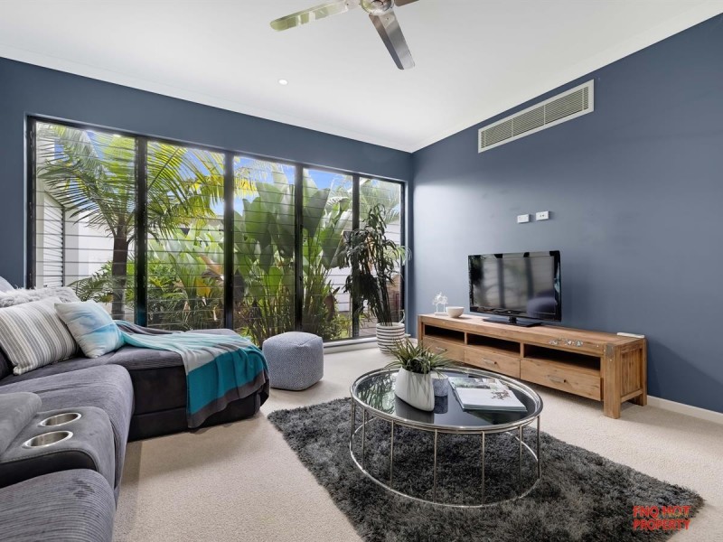 /81 Harbour Drive, Trinity Park QLD 4879