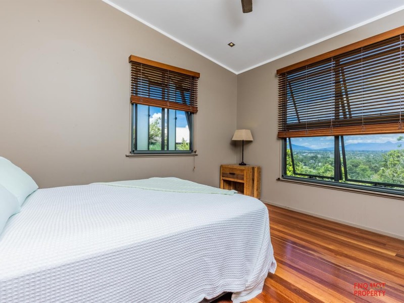 /3 Knott Court, Whitfield QLD 4870