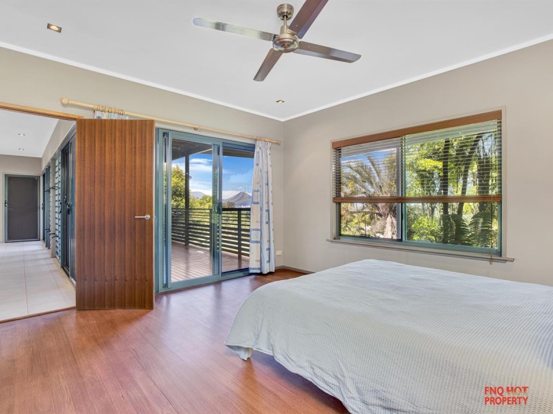 /3 Knott Court, Whitfield QLD 4870