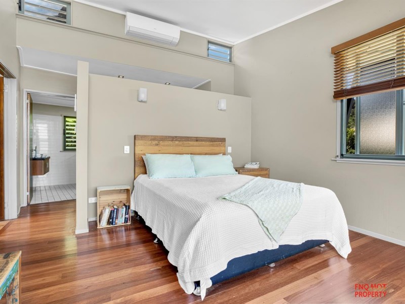 /3 Knott Court, Whitfield QLD 4870